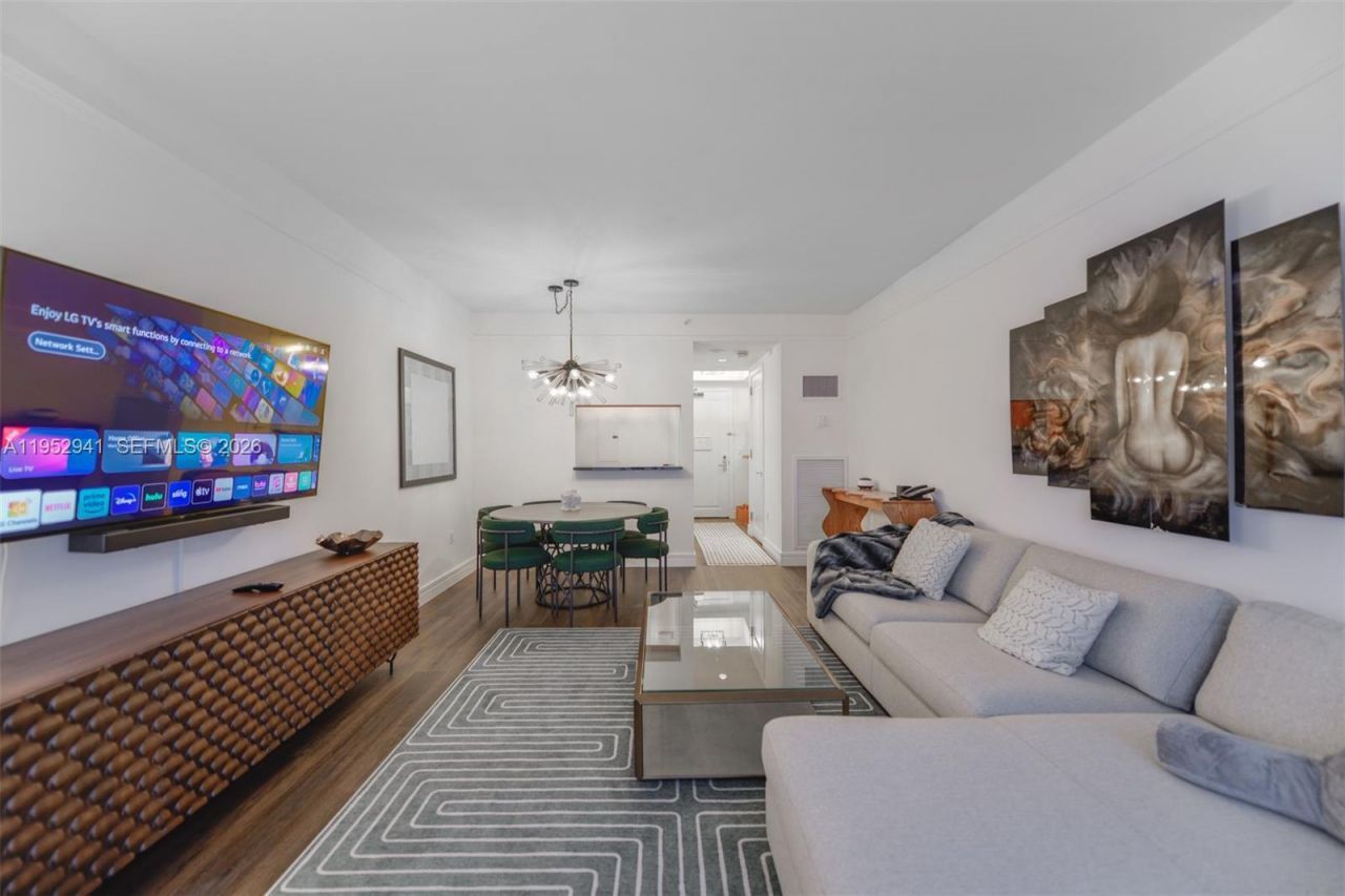 1435 Brickell Ave, Unit 3510, Miami, FL 33131 Photo