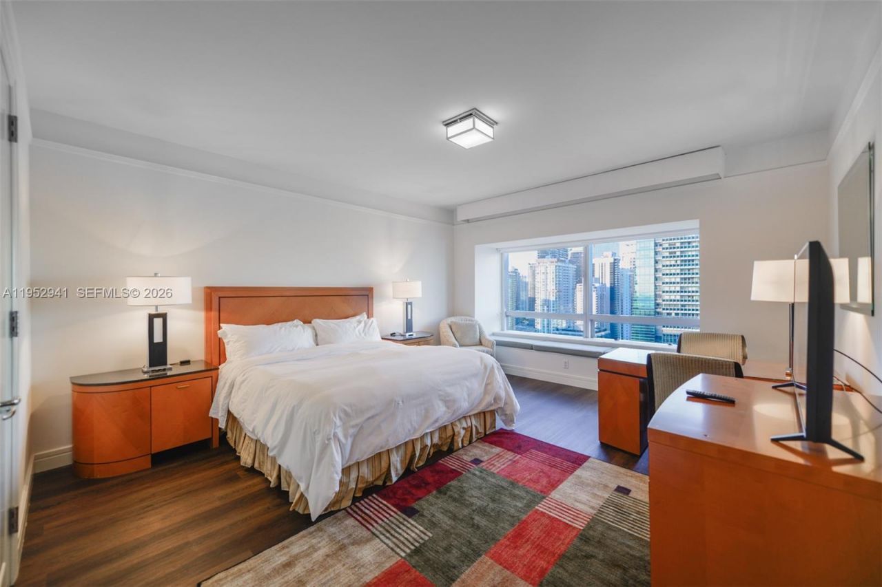 1435 Brickell Ave, Unit 3510, Miami, FL 33131 Photo