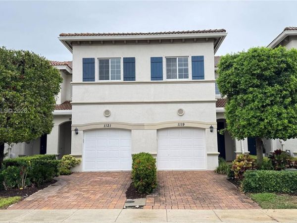 1121 Vermilion Dr, West Palm Beach, FL 33461