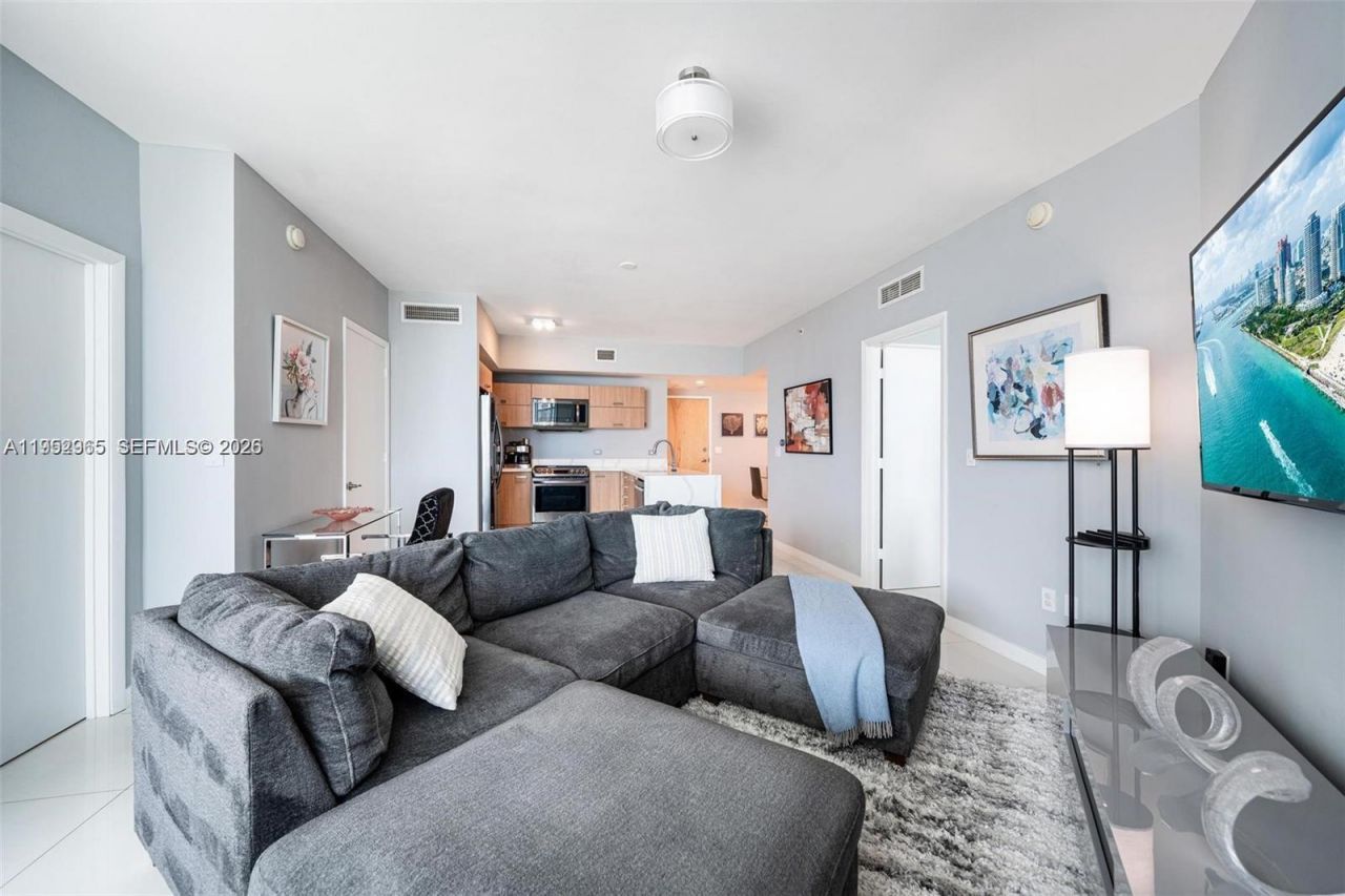 350 S Miami Ave, Unit 2505, Miami, FL 33130 Photo