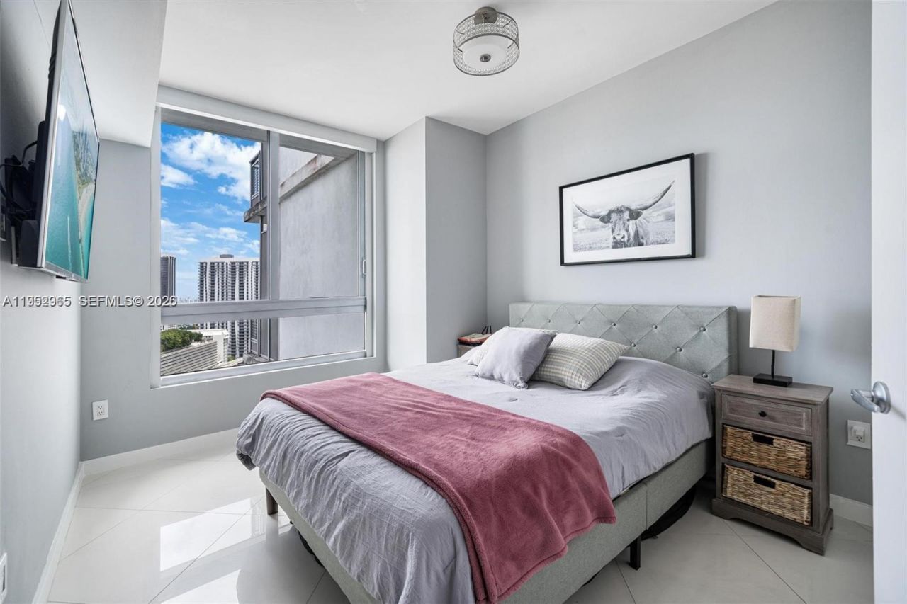 350 S Miami Ave, Unit 2505, Miami, FL 33130 Photo