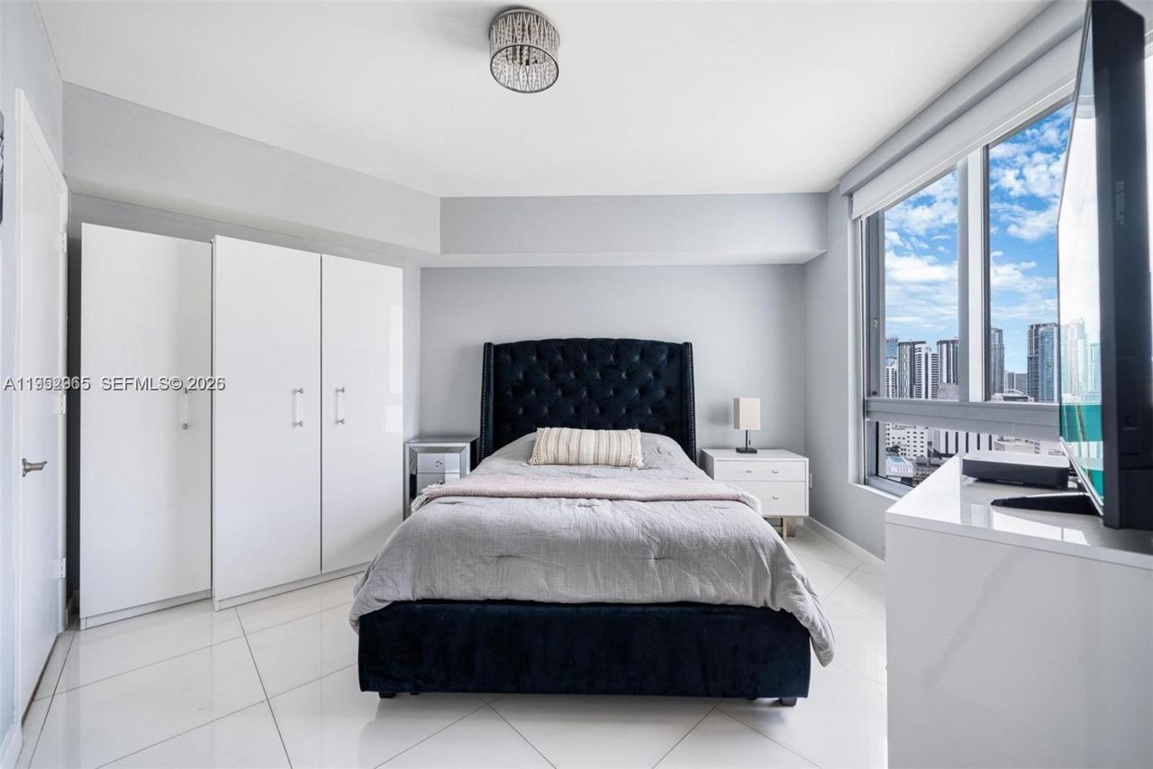 350 S Miami Ave, Unit 2505, Miami, FL 33130 Photo