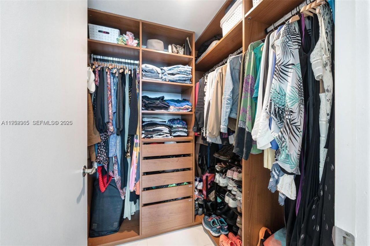 350 S Miami Ave, Unit 2505, Miami, FL 33130 Photo