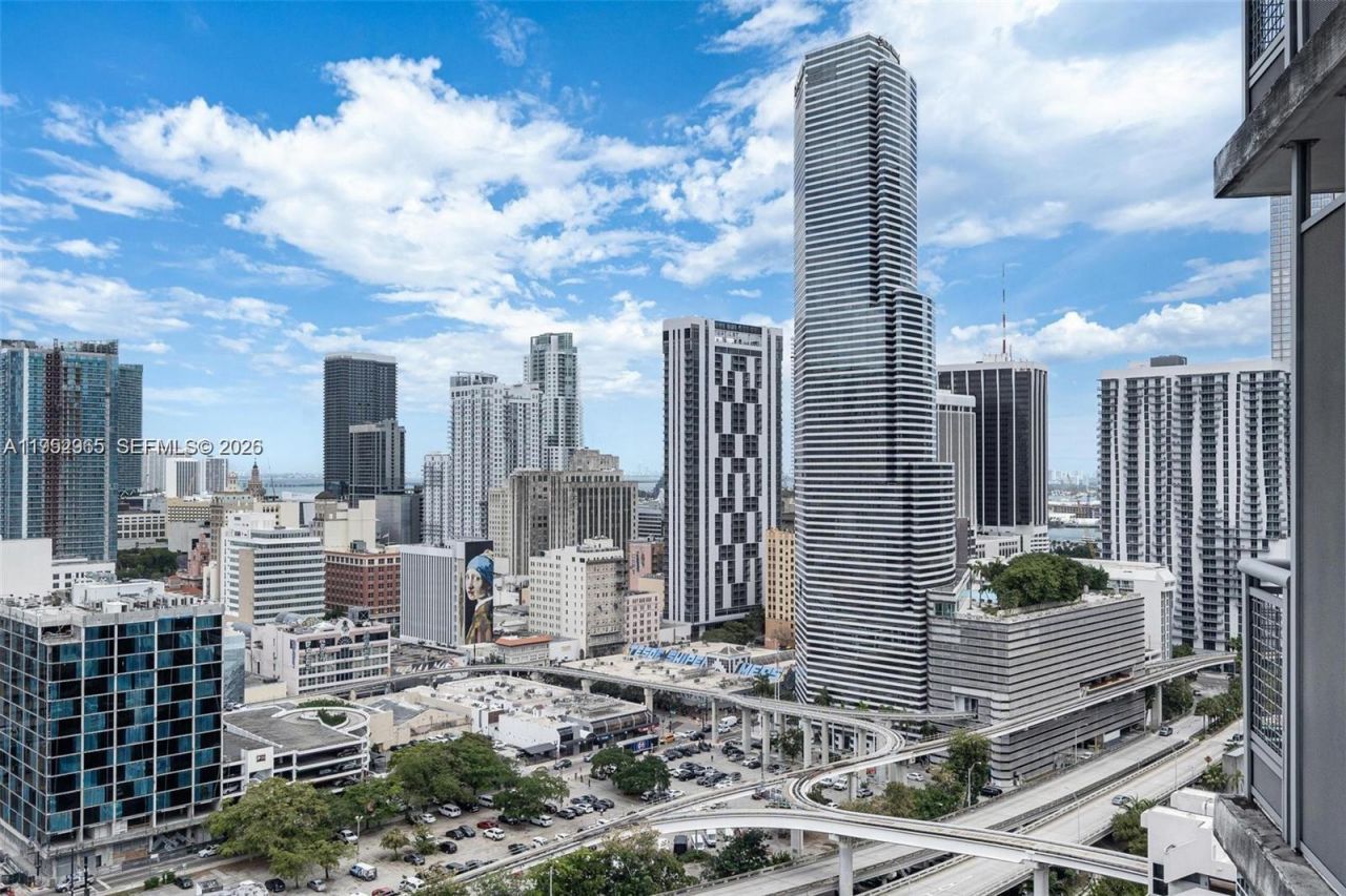 350 S Miami Ave, Unit 2505, Miami, FL 33130 Photo