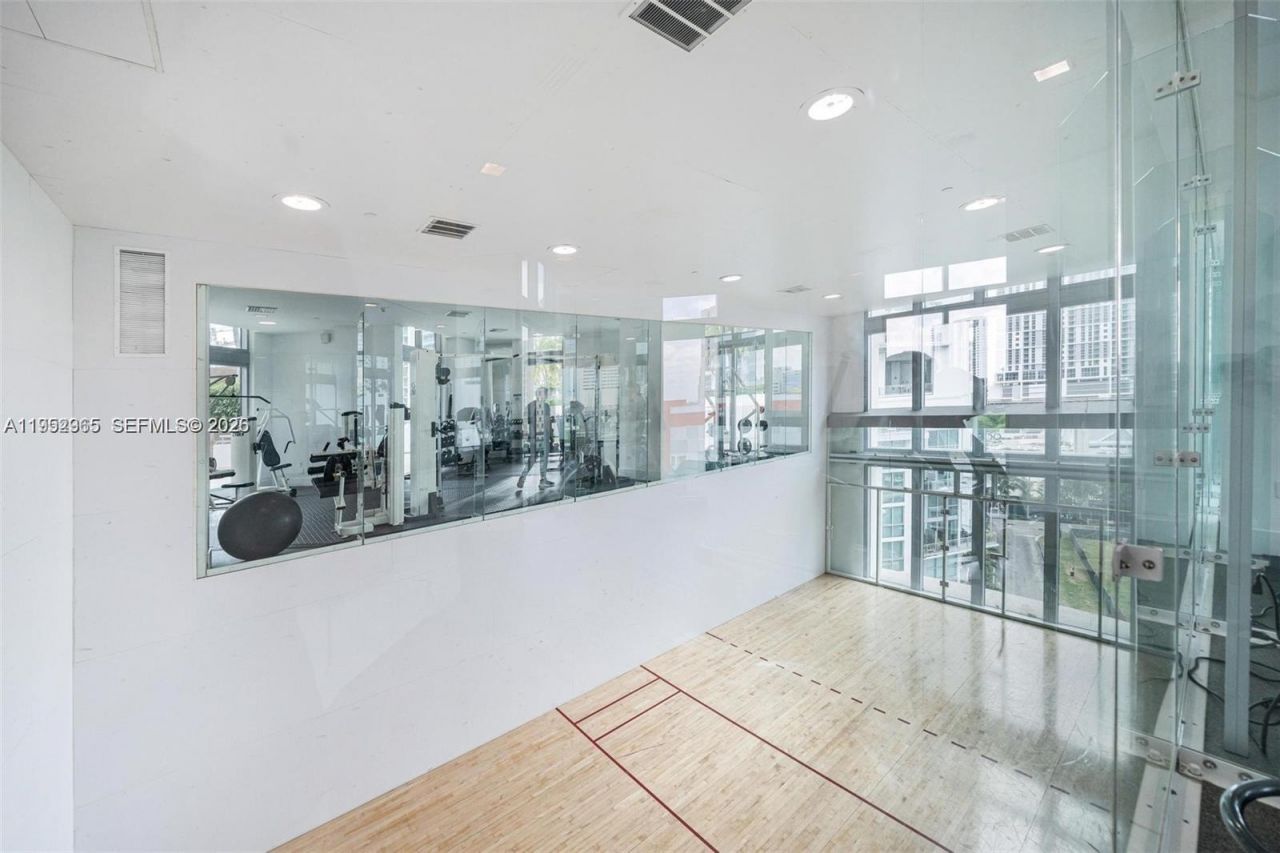 350 S Miami Ave, Unit 2505, Miami, FL 33130 Photo