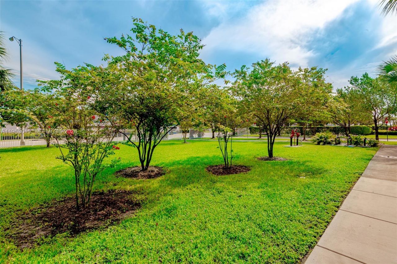 20690 NW 27 Avenue , Miami Gardens, FL 33056 Photo