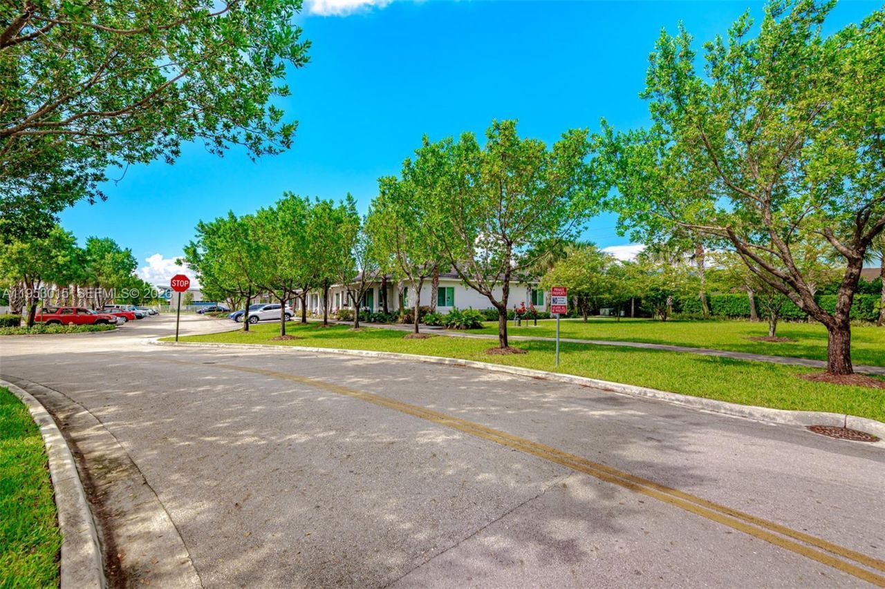 20690 NW 27 Avenue , Miami Gardens, FL 33056 Photo