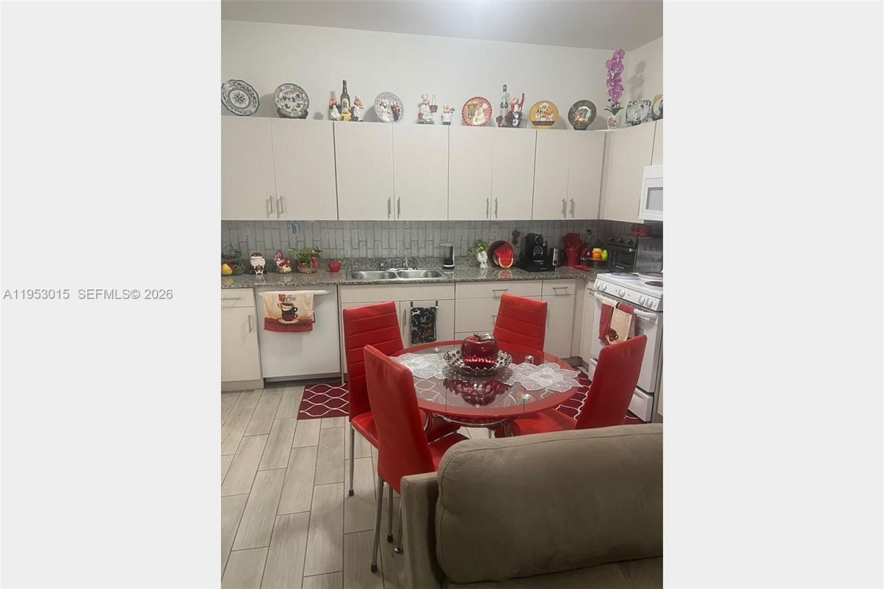 20690 NW 27 Avenue , Miami Gardens, FL 33056 Photo