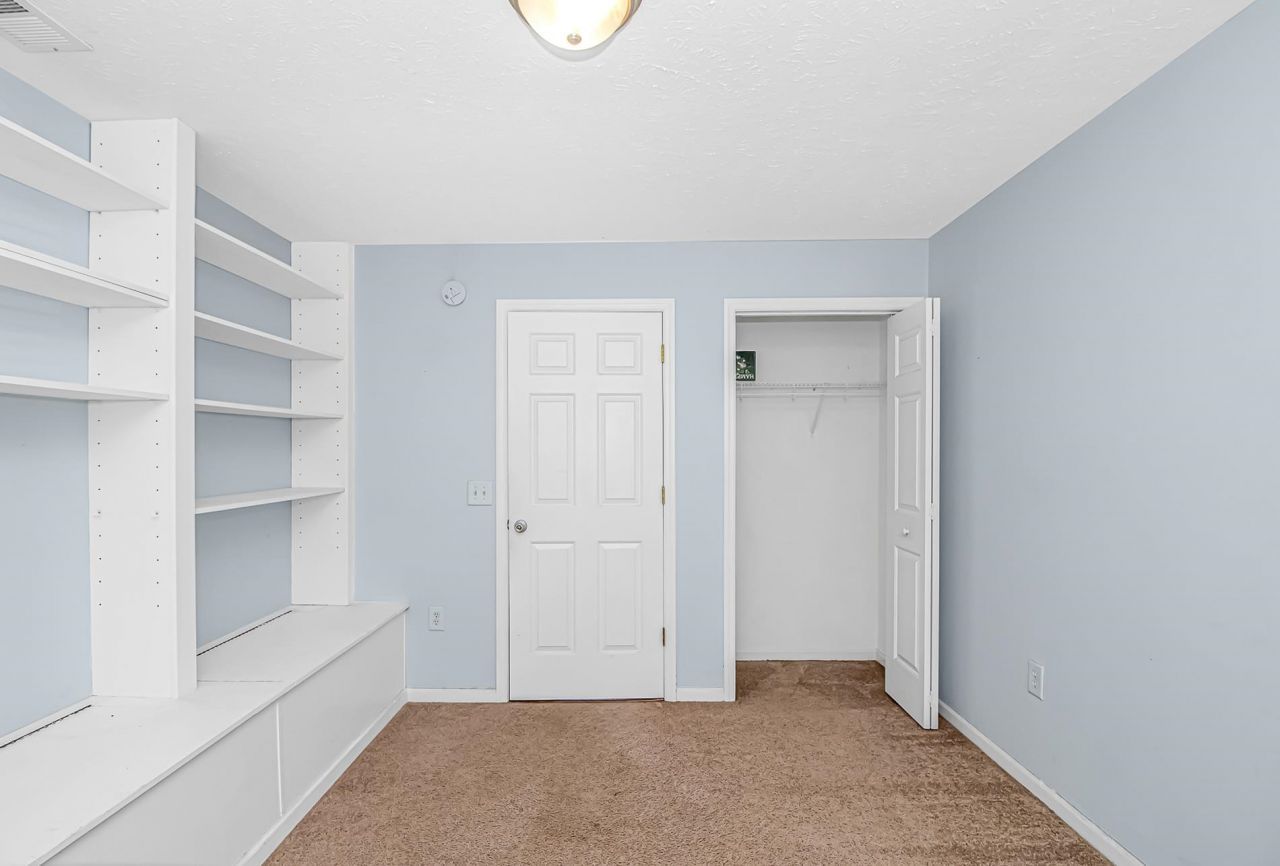 1012 Cadbury Ct. Photo 17