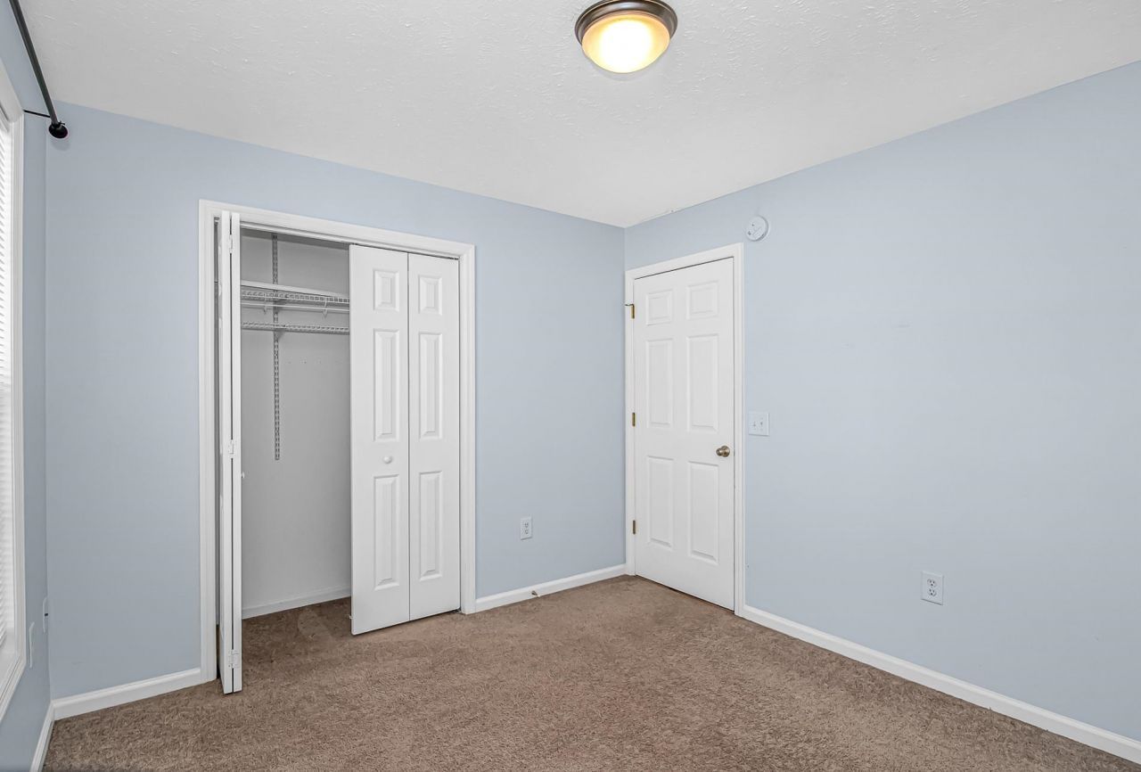 1012 Cadbury Ct. Photo 22