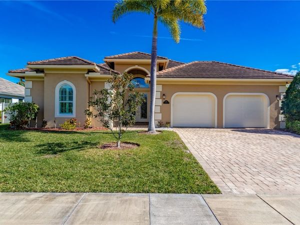 460 Wingate Terrace SW, Vero Beach, FL 32968