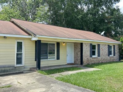 7601 Ireland Drive, North Charleston, SC 29420