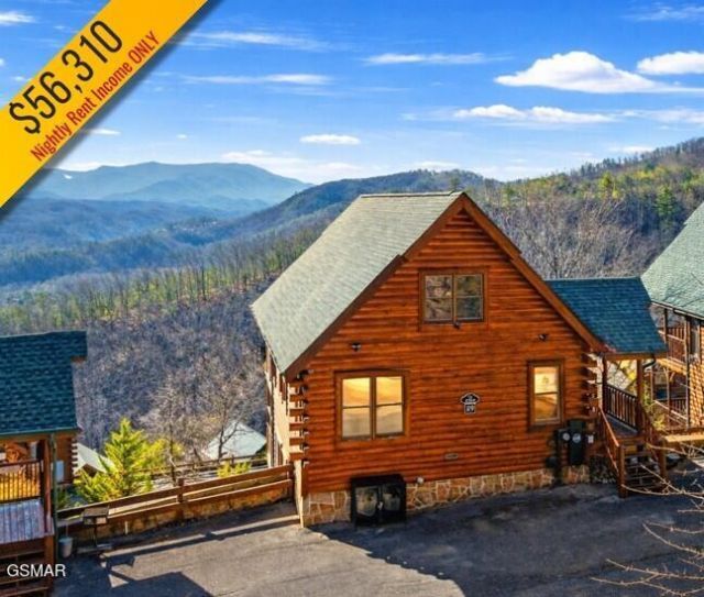 2210 Towering Hemlock Drive, Sevierville, TN 37876 Main Photo