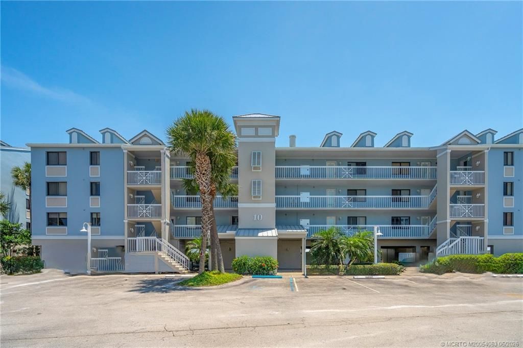 10 NE Plantation Road, Unit 101, Stuart, FL 34996 Photo