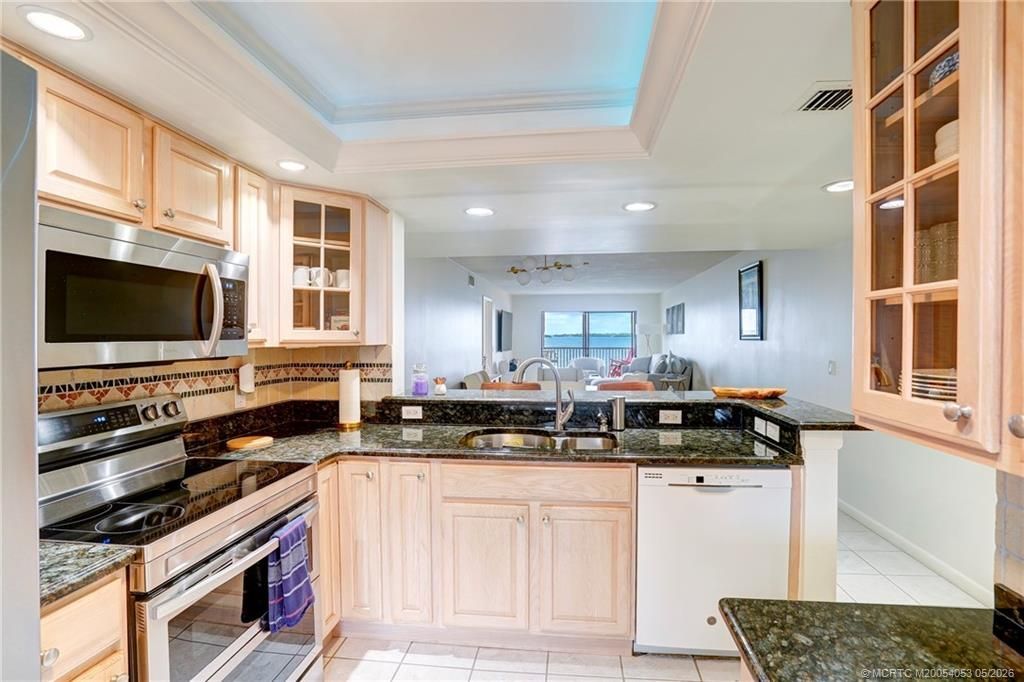 10 NE Plantation Road, Unit 101, Stuart, FL 34996 Photo