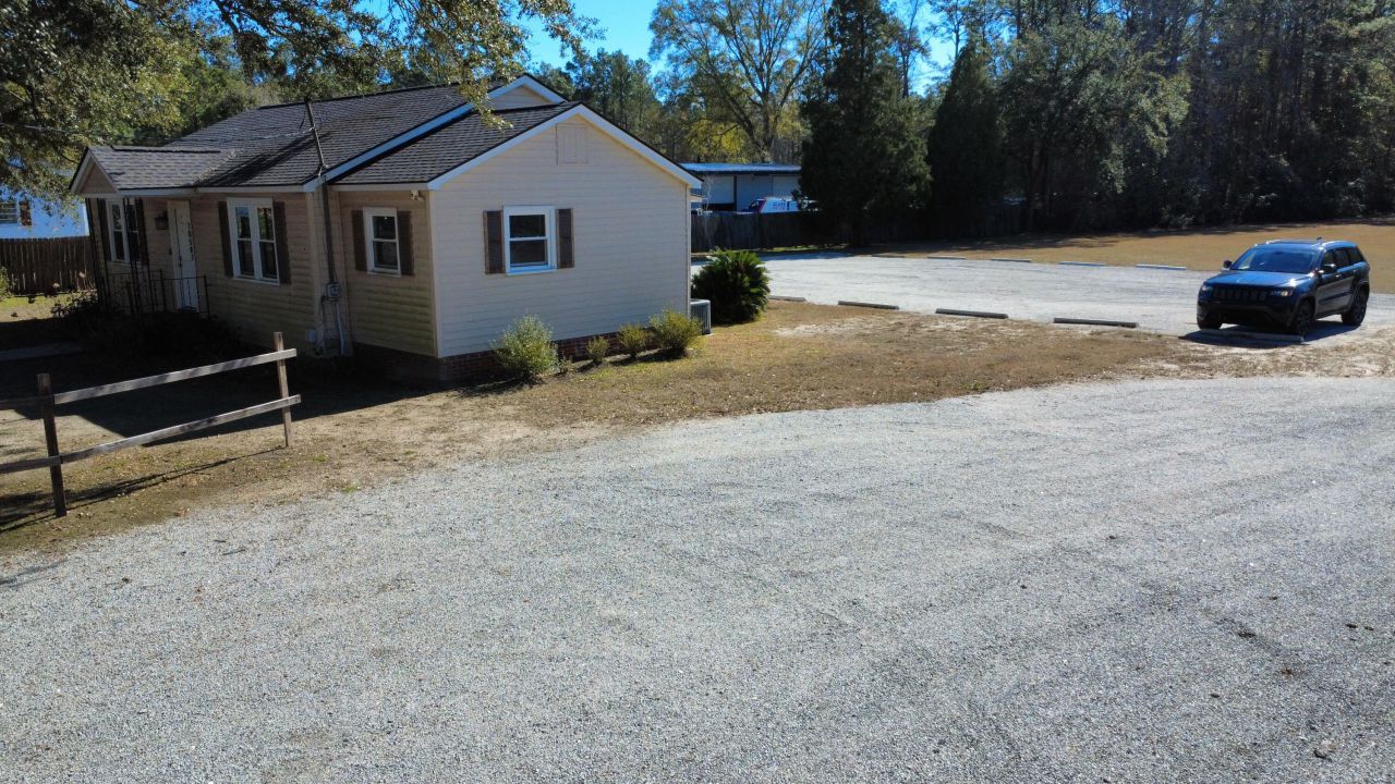 10587 Hwy 78 Photo 15