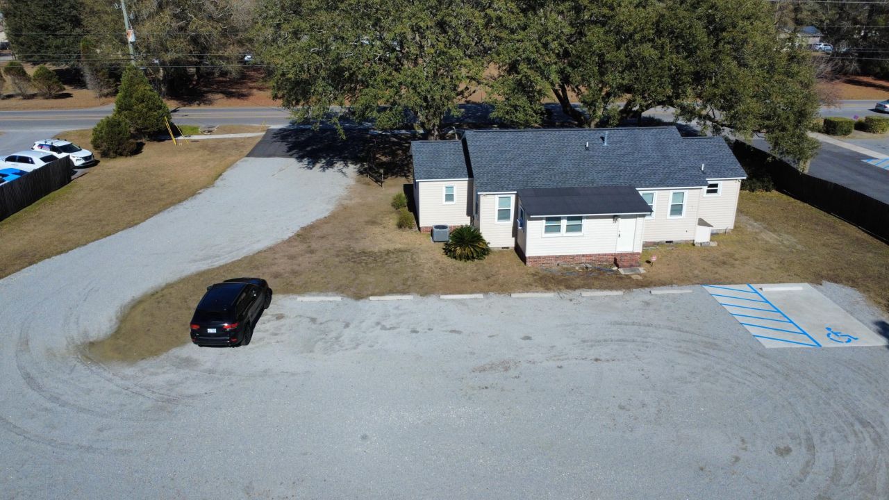 10587 Hwy 78 Photo 17