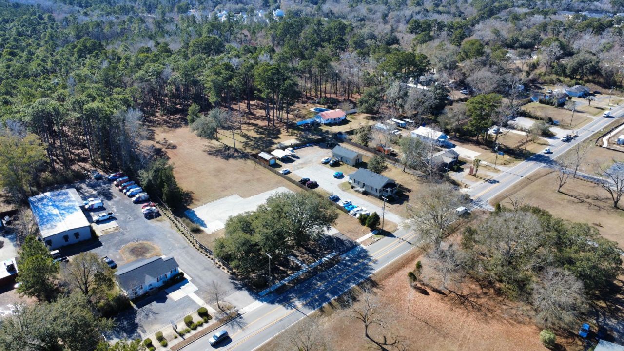 10587 Hwy 78  Photo 12