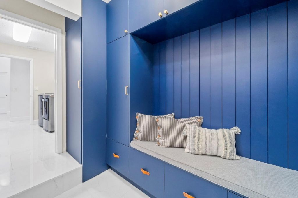 1695 Lakeshore Circle, Weston, FL 33326 Photo