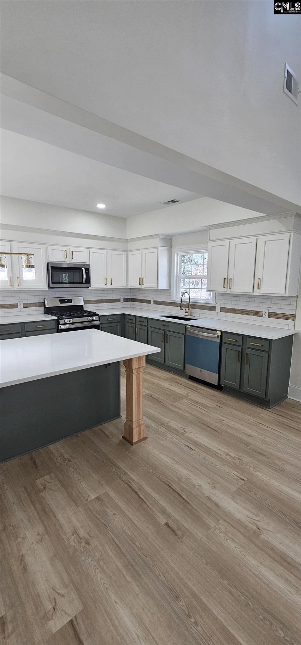 335 Ballfield Rd Photo 17