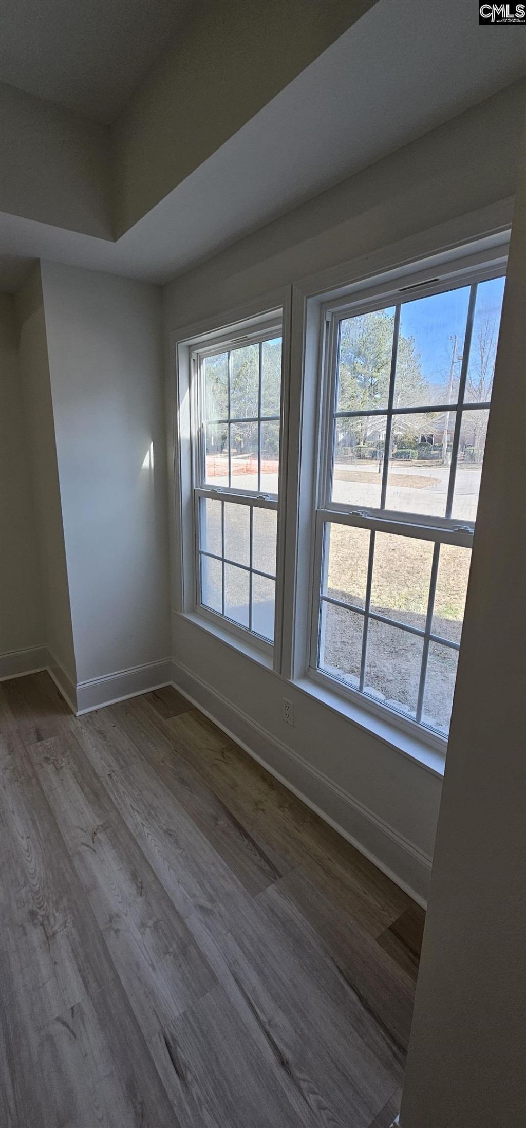 335 Ballfield Rd Photo 32