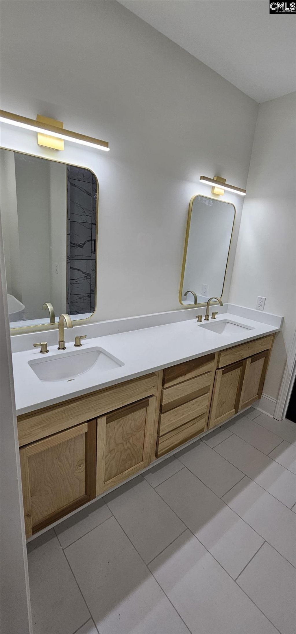 335 Ballfield Rd Photo 40