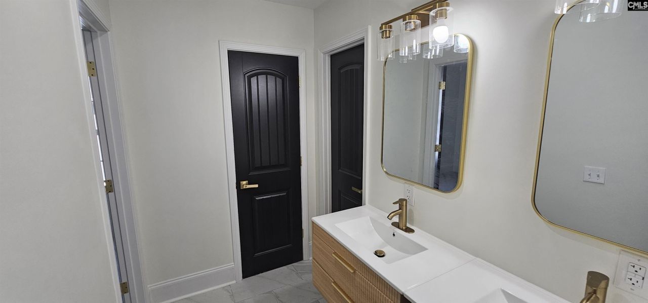 335 Ballfield Rd Photo 57