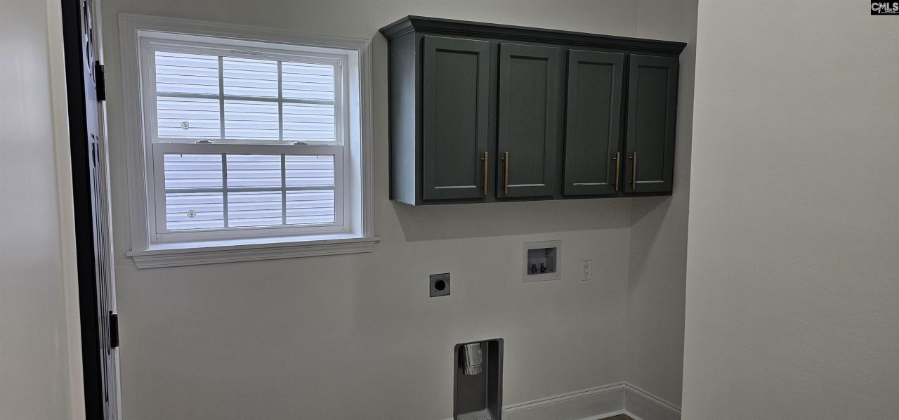 335 Ballfield Rd Photo 6