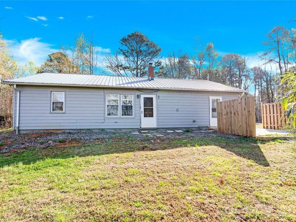 6716 Navajo Trail, Sherrills Ford, NC 28673