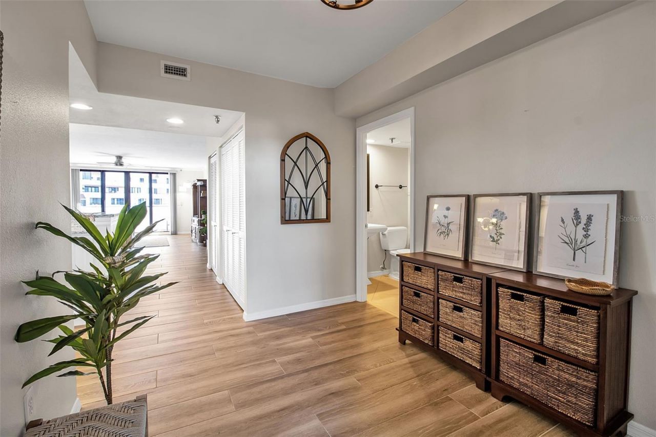 1485 Gulf Of Mexico Drive, Unit 303, Longboat Key, FL 34228 Photo