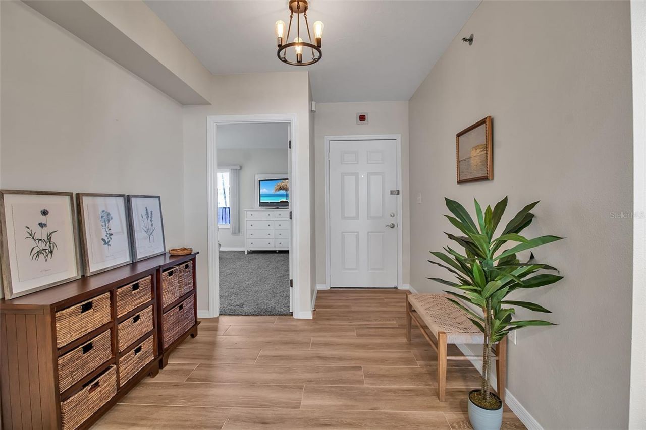 1485 Gulf Of Mexico Drive, Unit 303, Longboat Key, FL 34228 Photo