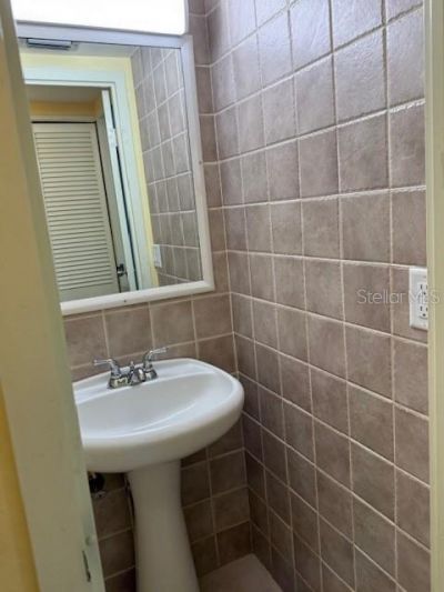 1051 79th Avenue N, Unit 212, Saint Petersburg, FL 33702 Photo