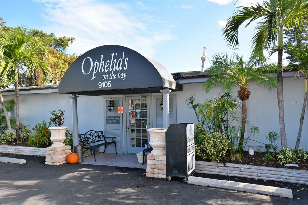 8764 Midnight Pass Road, Unit A306, Sarasota, FL 34242 Photo