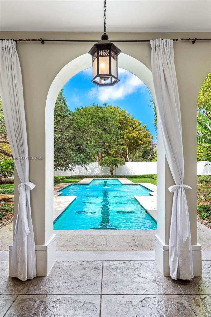 4191 Lybyer Ave , Miami, FL 33133 Photo