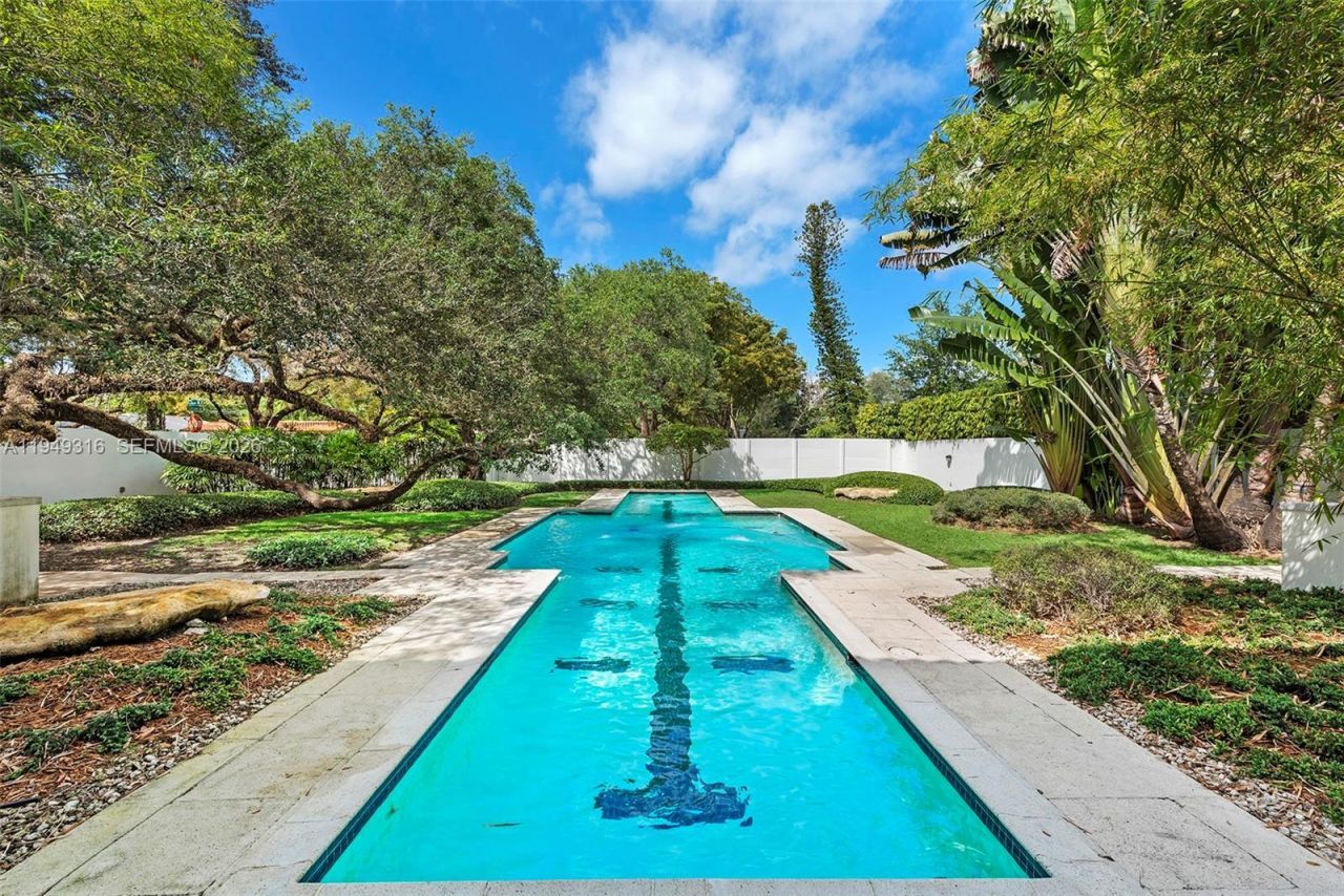 4191 Lybyer Ave , Miami, FL 33133 Photo