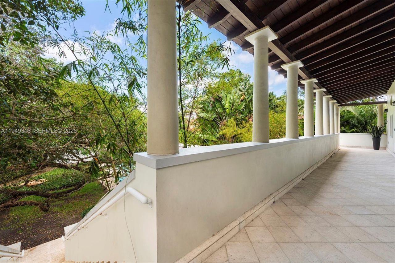 4191 Lybyer Ave , Miami, FL 33133 Photo