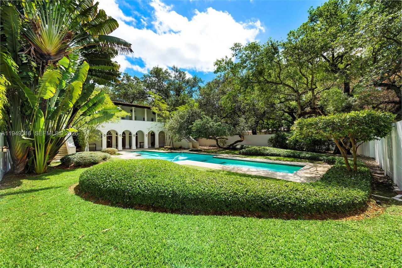 4191 Lybyer Ave , Miami, FL 33133 Photo