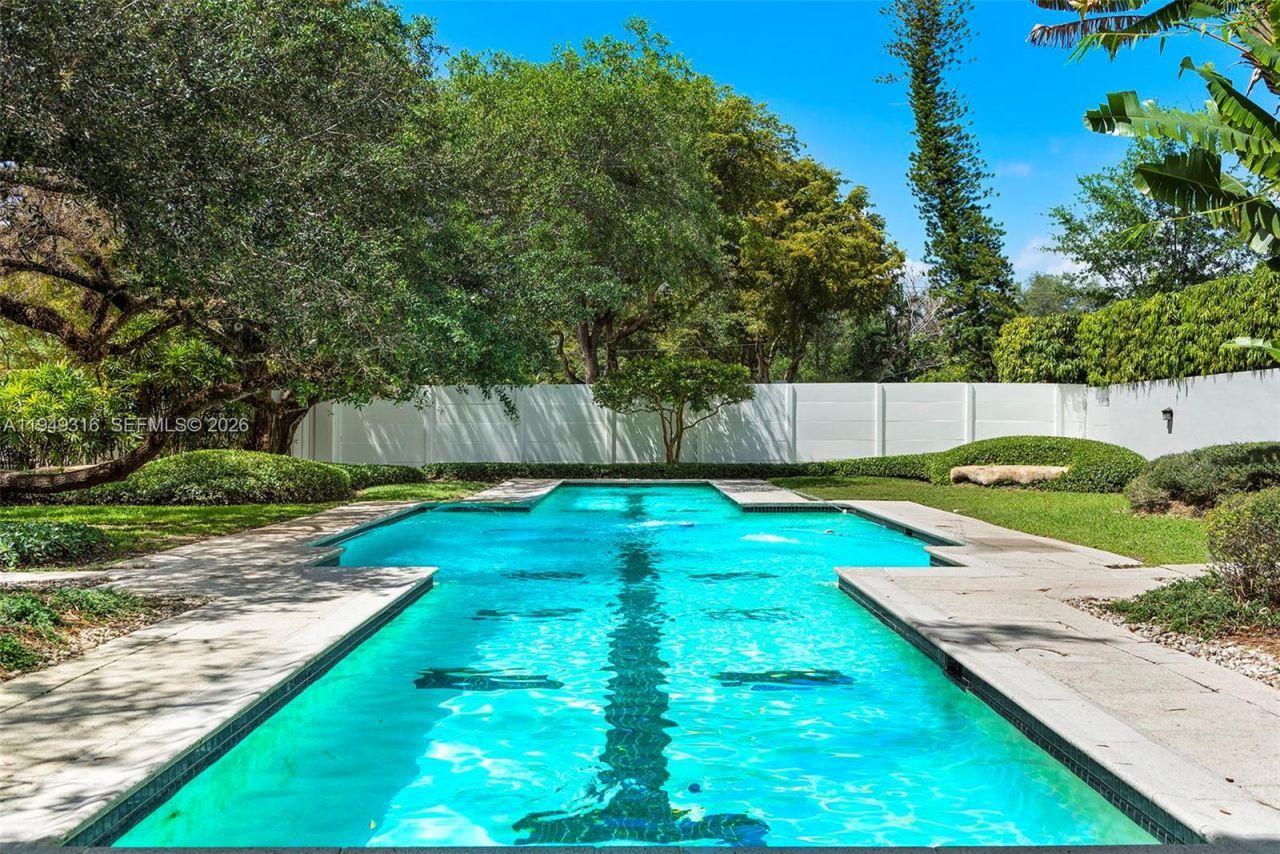 4191 Lybyer Ave , Miami, FL 33133 Photo