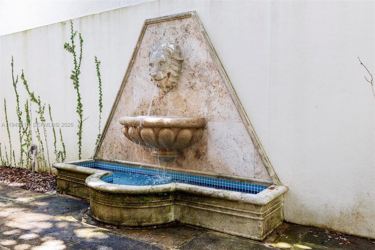 4191 Lybyer Ave , Miami, FL 33133 Photo