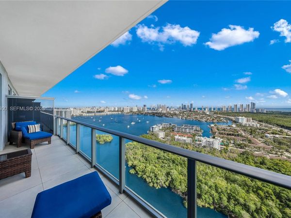 16385 Biscayne Blvd, Unit 3217, North Miami Beach, FL 33160