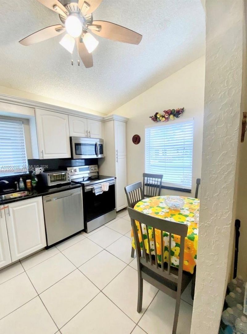 8089 Sweetbriar Way , Boca Raton, FL 33496 Photo