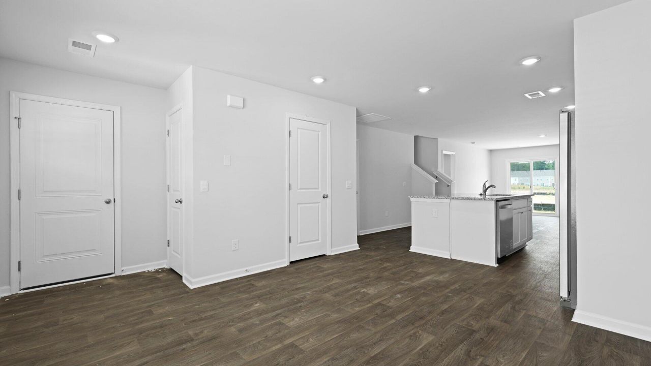 920 Long Bluff Road Photo 17