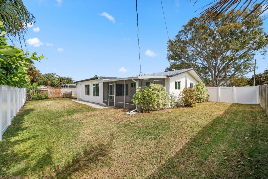 1510 Kingsley Road, Jupiter, FL 33469 Photo