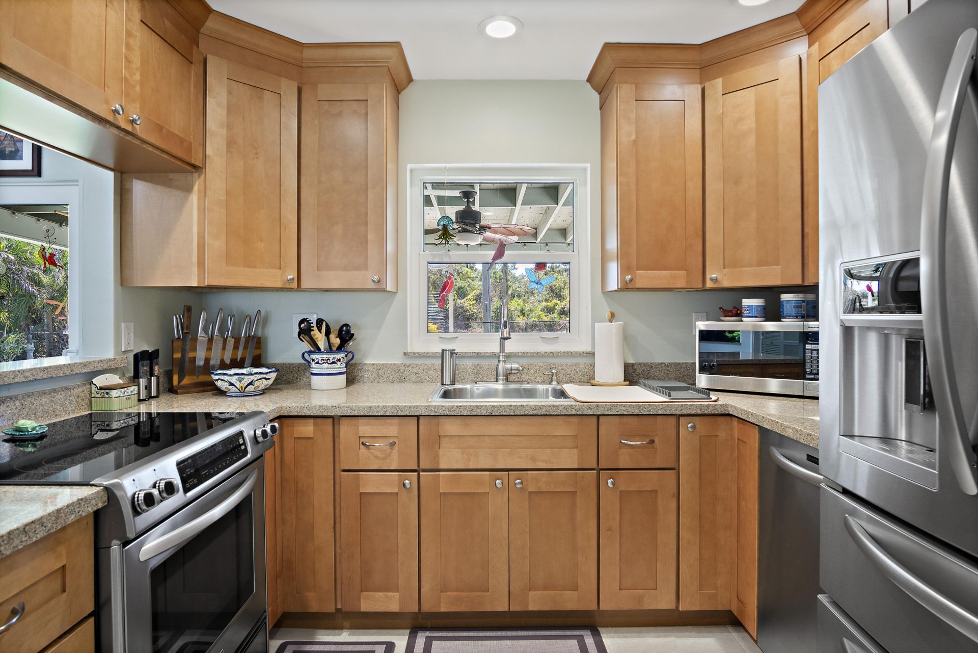 9464 SE Saturn Street, Hobe Sound, FL 33455 Photo