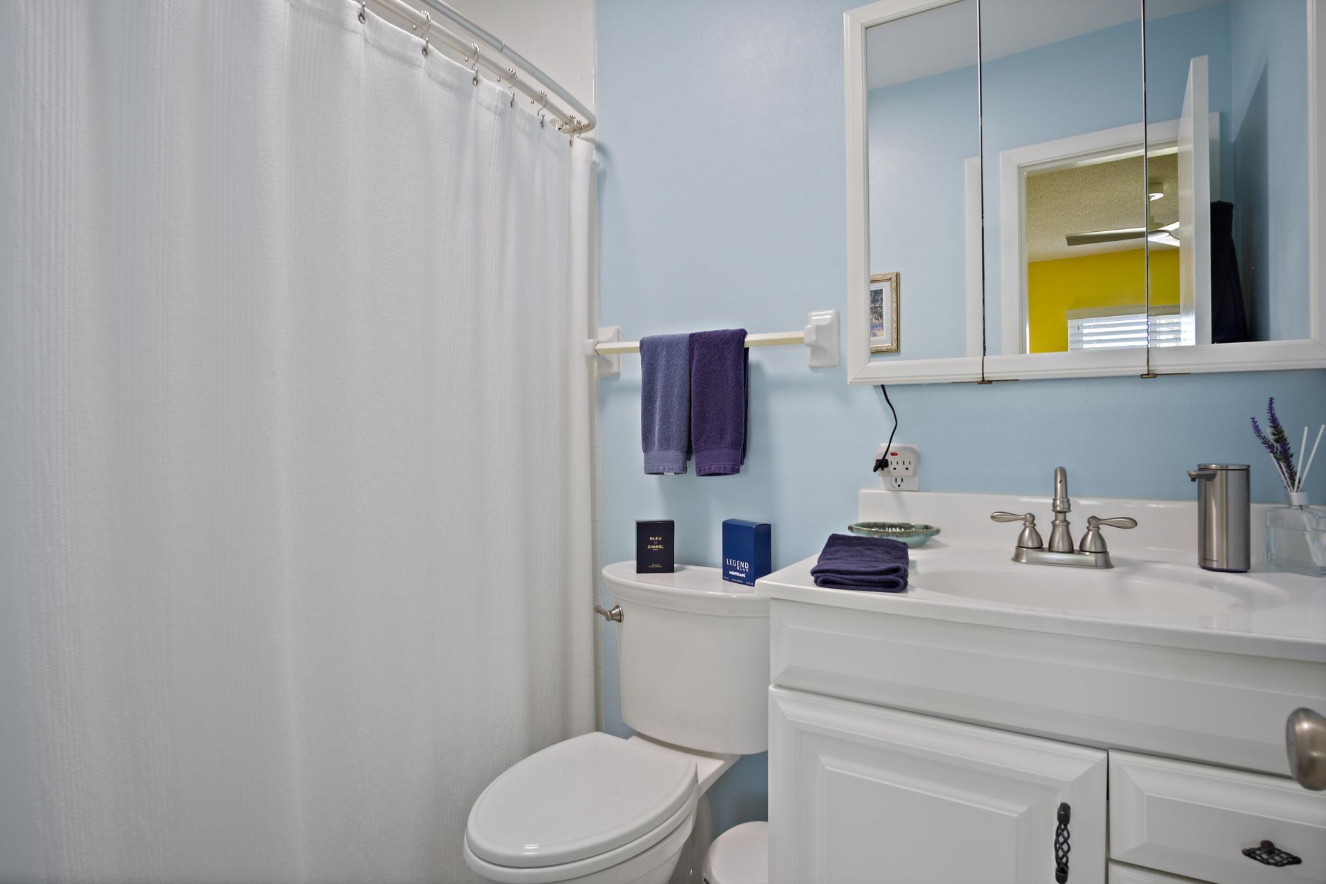 9464 SE Saturn Street, Hobe Sound, FL 33455 Photo