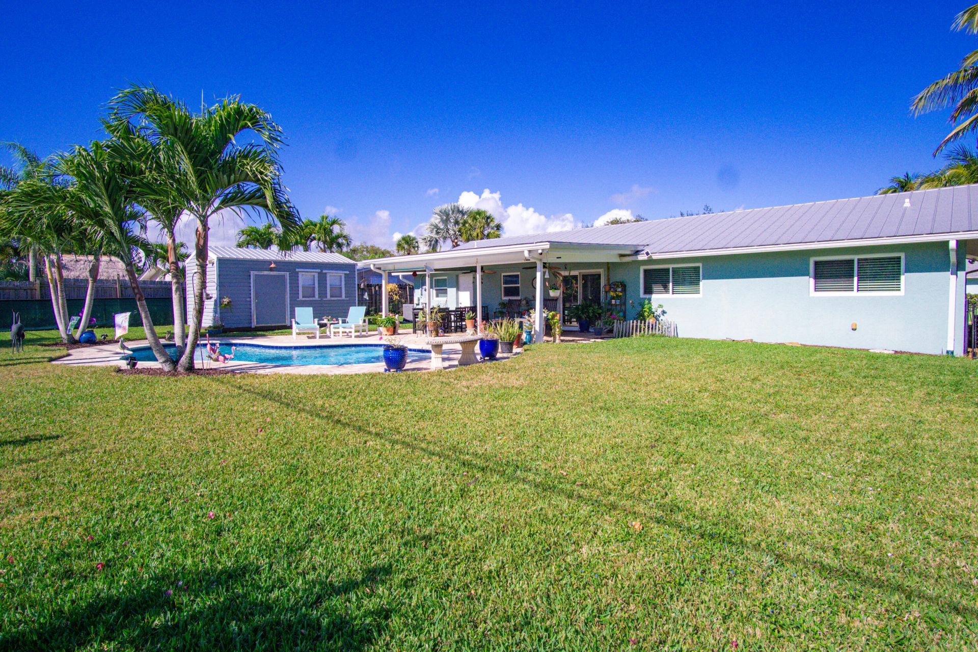 9464 SE Saturn Street, Hobe Sound, FL 33455 Photo