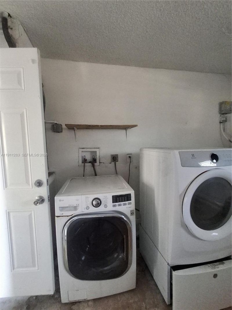 1581 SE Sutton St, Port Saint Lucie, FL 34983 Photo