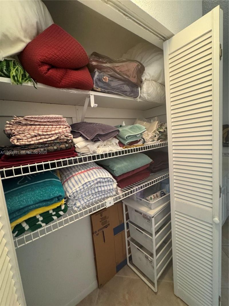 400 N Surf Rd, Unit RGB, Hollywood, FL 33019 Photo