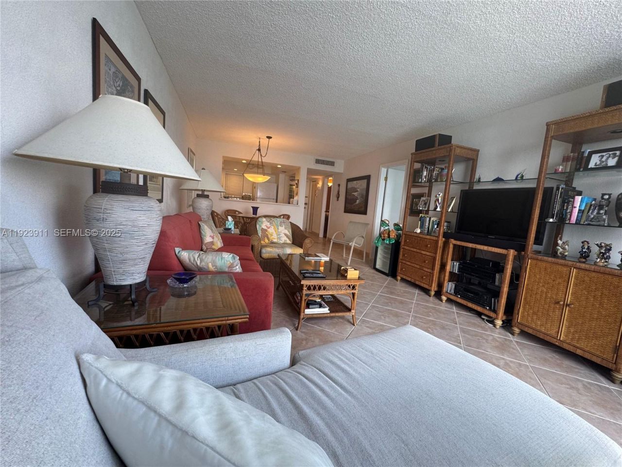 400 N Surf Rd, Unit RGB, Hollywood, FL 33019 Photo