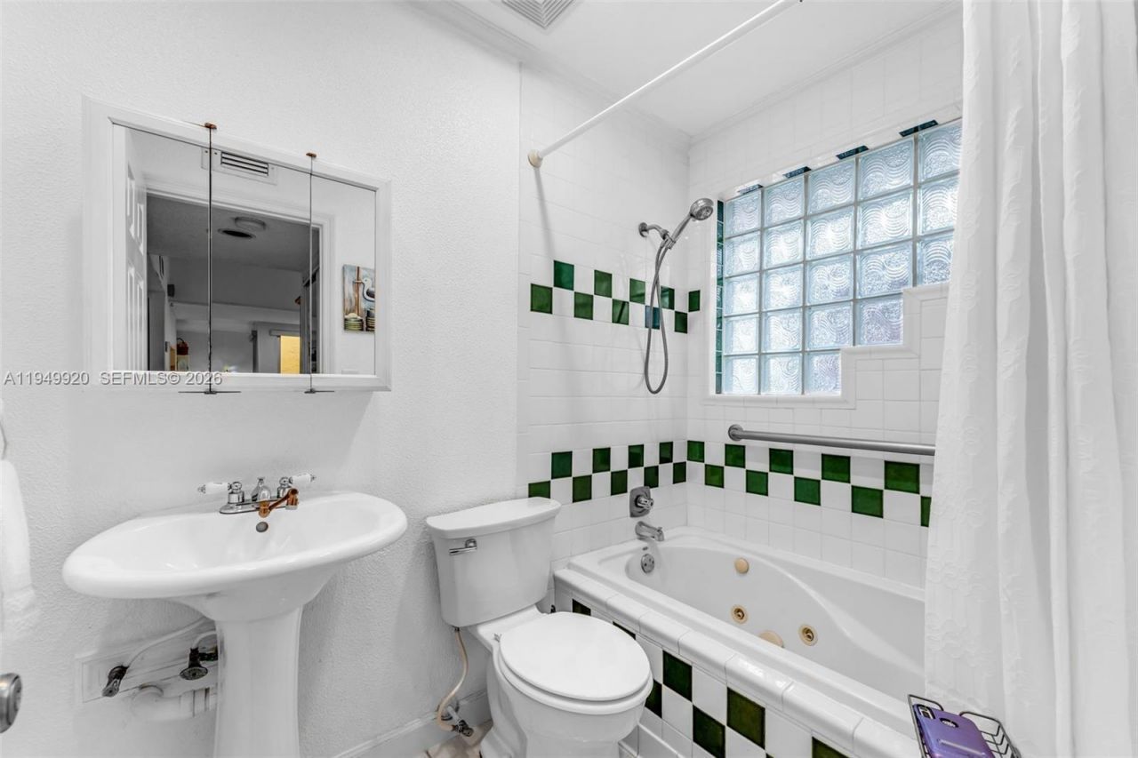 1304 Redstart Ct, Homestead, FL 33035 Photo